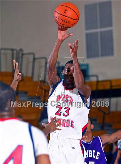 Thumbnail 2 in Humble vs West Monroe (McDonalds Texas Invitational) photogallery.