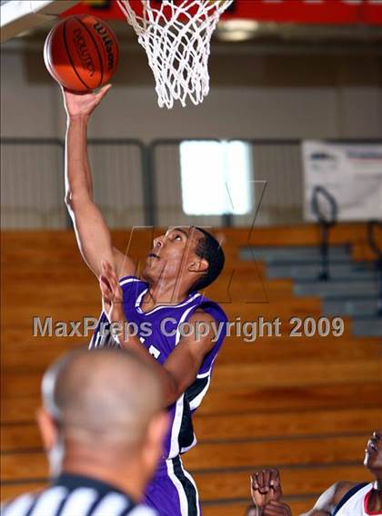 Thumbnail 3 in Humble vs West Monroe (McDonalds Texas Invitational) photogallery.