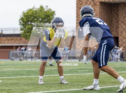 Thumbnail 3 in Loyola (Blue/White Scrimmage)  photogallery.