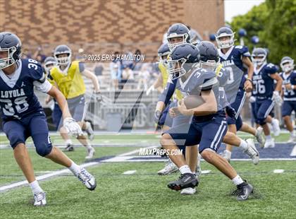 Thumbnail 1 in Loyola (Blue/White Scrimmage)  photogallery.