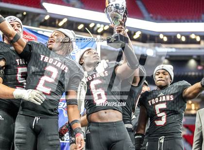 Thumbnail 3 in Northside vs. Lee County (GHSA Class 6A Championship) photogallery.