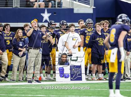 Thumbnail 2 in Midway vs. Highland Park (UIL 6A Region II Area Playoff) photogallery.