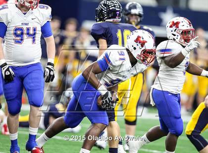 Thumbnail 1 in Midway vs. Highland Park (UIL 6A Region II Area Playoff) photogallery.