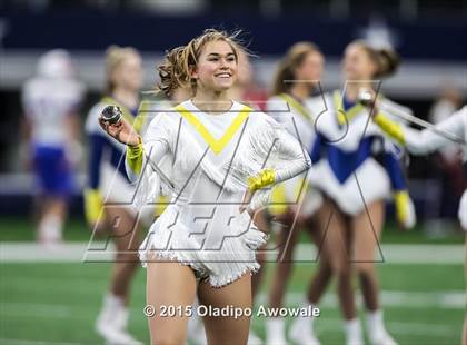 Thumbnail 2 in Midway vs. Highland Park (UIL 6A Region II Area Playoff) photogallery.