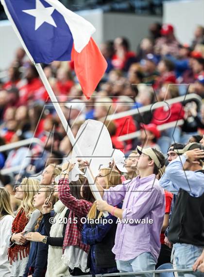 Thumbnail 1 in Midway vs. Highland Park (UIL 6A Region II Area Playoff) photogallery.
