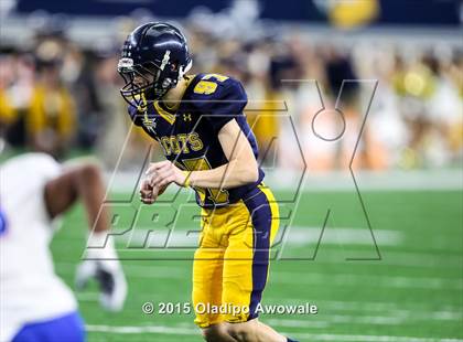Thumbnail 3 in Midway vs. Highland Park (UIL 6A Region II Area Playoff) photogallery.