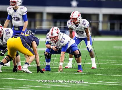 Thumbnail 3 in Midway vs. Highland Park (UIL 6A Region II Area Playoff) photogallery.