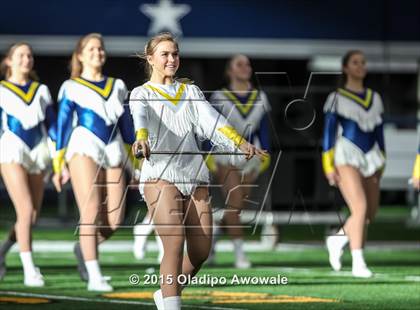 Thumbnail 2 in Midway vs. Highland Park (UIL 6A Region II Area Playoff) photogallery.