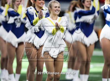 Thumbnail 2 in Midway vs. Highland Park (UIL 6A Region II Area Playoff) photogallery.