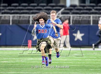 Thumbnail 2 in Midway vs. Highland Park (UIL 6A Region II Area Playoff) photogallery.