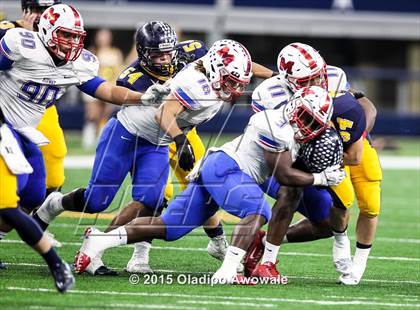 Thumbnail 1 in Midway vs. Highland Park (UIL 6A Region II Area Playoff) photogallery.