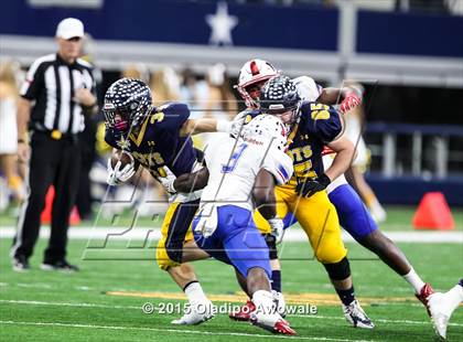 Thumbnail 2 in Midway vs. Highland Park (UIL 6A Region II Area Playoff) photogallery.