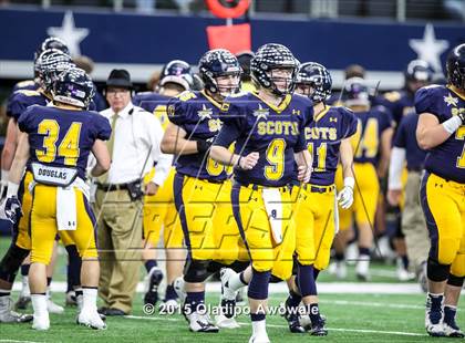 Thumbnail 2 in Midway vs. Highland Park (UIL 6A Region II Area Playoff) photogallery.