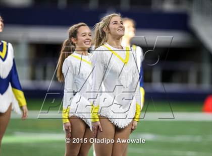 Thumbnail 1 in Midway vs. Highland Park (UIL 6A Region II Area Playoff) photogallery.