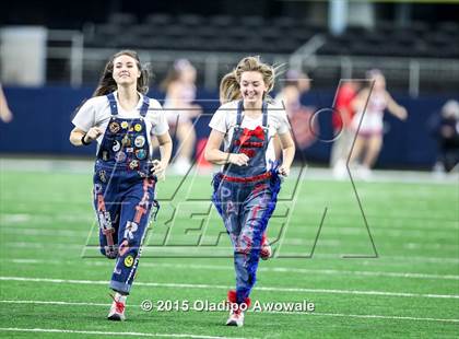 Thumbnail 1 in Midway vs. Highland Park (UIL 6A Region II Area Playoff) photogallery.