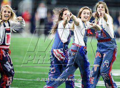 Thumbnail 2 in Midway vs. Highland Park (UIL 6A Region II Area Playoff) photogallery.