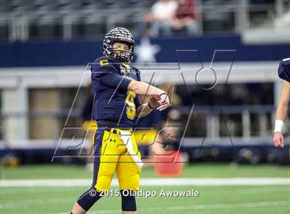 Thumbnail 1 in Midway vs. Highland Park (UIL 6A Region II Area Playoff) photogallery.