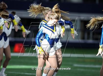 Thumbnail 3 in Midway vs. Highland Park (UIL 6A Region II Area Playoff) photogallery.