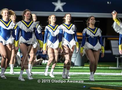 Thumbnail 3 in Midway vs. Highland Park (UIL 6A Region II Area Playoff) photogallery.