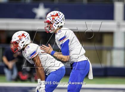 Thumbnail 2 in Midway vs. Highland Park (UIL 6A Region II Area Playoff) photogallery.