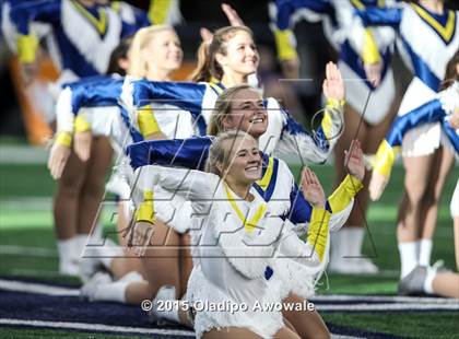 Thumbnail 3 in Midway vs. Highland Park (UIL 6A Region II Area Playoff) photogallery.