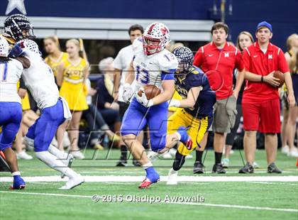 Thumbnail 1 in Midway vs. Highland Park (UIL 6A Region II Area Playoff) photogallery.