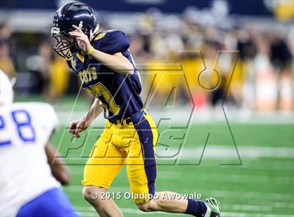 Thumbnail 2 in Midway vs. Highland Park (UIL 6A Region II Area Playoff) photogallery.