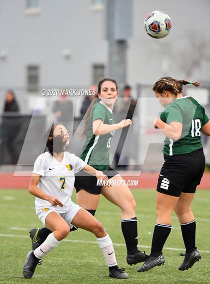 Thumbnail 3 in Sahuarita vs. Gilbert Christian (AIA 3A State Final) photogallery.