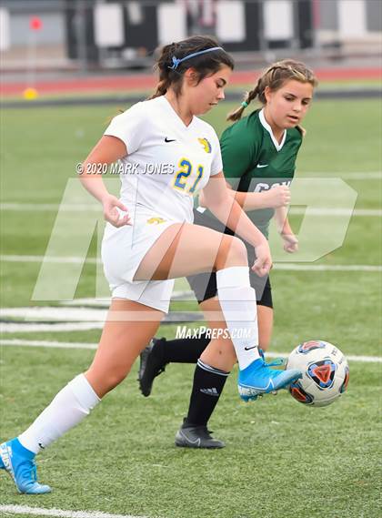 Thumbnail 1 in Sahuarita vs. Gilbert Christian (AIA 3A State Final) photogallery.