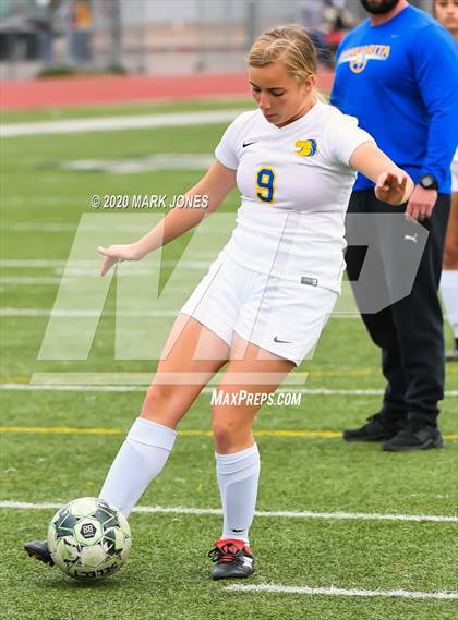 Thumbnail 1 in Sahuarita vs. Gilbert Christian (AIA 3A State Final) photogallery.