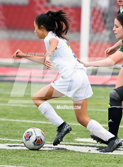 Thumbnail 2 in Sahuarita vs. Gilbert Christian (AIA 3A State Final) photogallery.