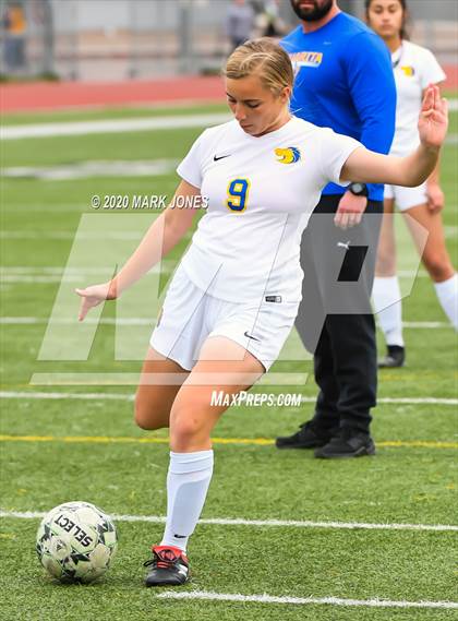 Thumbnail 3 in Sahuarita vs. Gilbert Christian (AIA 3A State Final) photogallery.