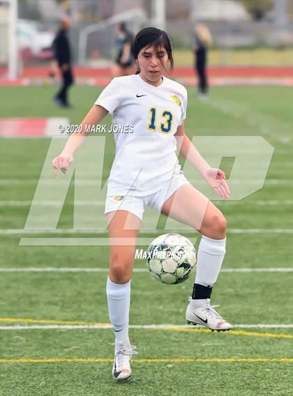 Thumbnail 2 in Sahuarita vs. Gilbert Christian (AIA 3A State Final) photogallery.