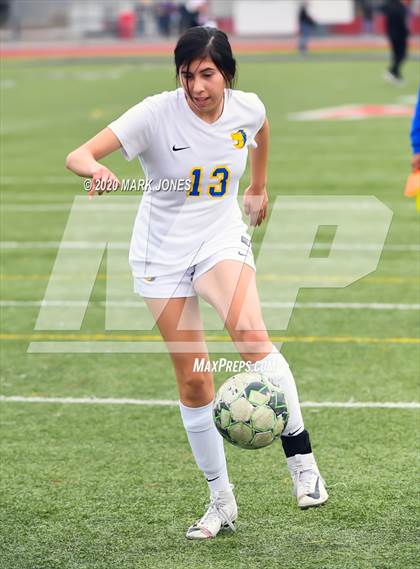 Thumbnail 2 in Sahuarita vs. Gilbert Christian (AIA 3A State Final) photogallery.