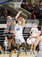 Photo from the gallery "New Lexington vs. Warren (OHSAA Division 2 Region 7 District Final)"