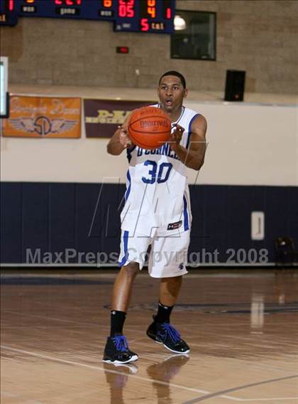 Thumbnail 3 in Campbell Hall vs O'Connell (Mission Prep Christmas Classic)  photogallery.