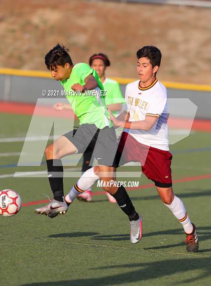 Thumbnail 1 in Royal vs Simi Valley photogallery.