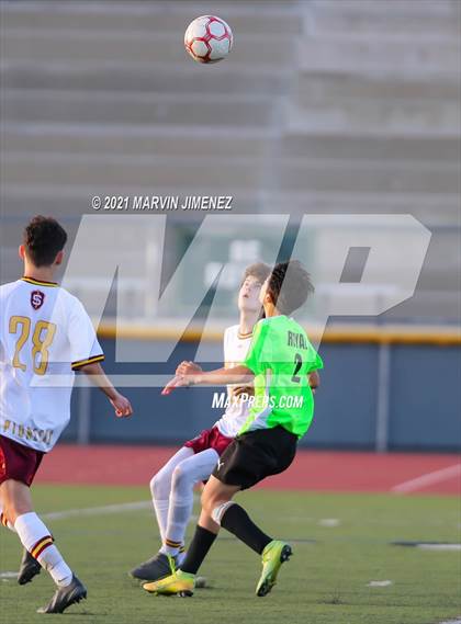 Thumbnail 3 in Royal vs Simi Valley photogallery.