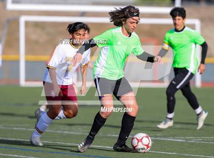 Thumbnail 3 in Royal vs Simi Valley photogallery.