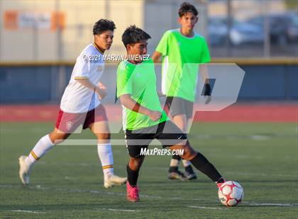 Thumbnail 1 in Royal vs Simi Valley photogallery.