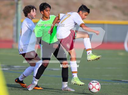 Thumbnail 2 in Royal vs Simi Valley photogallery.