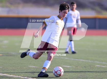 Thumbnail 2 in Royal vs Simi Valley photogallery.