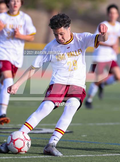 Thumbnail 1 in Royal vs Simi Valley photogallery.