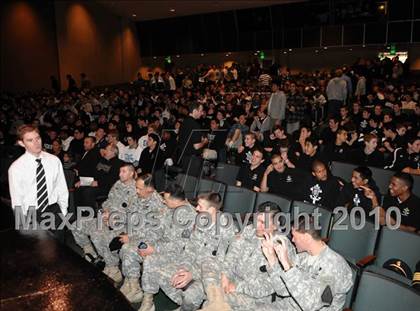 Thumbnail 2 in Servite Ceremony (Tour of Champions) photogallery.