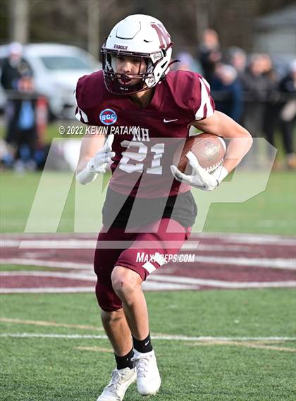 Thumbnail 2 in Wilton @ North Haven (CIAC Class MM Semifinal) photogallery.