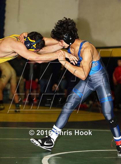 Thumbnail 2 in Flowing Wells Invitational photogallery.