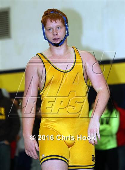 Thumbnail 1 in Flowing Wells Invitational photogallery.