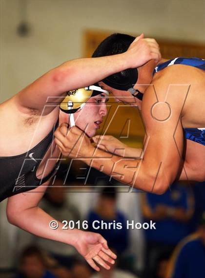 Thumbnail 2 in Flowing Wells Invitational photogallery.