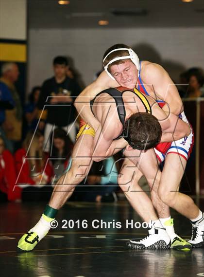 Thumbnail 2 in Flowing Wells Invitational photogallery.