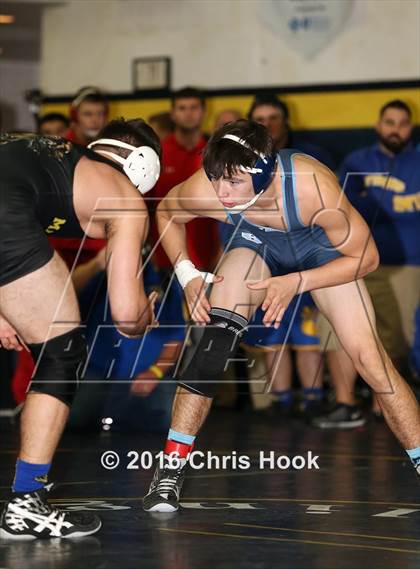 Thumbnail 1 in Flowing Wells Invitational photogallery.